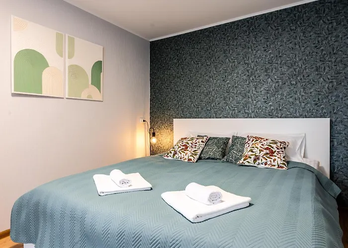 Cozy Coner Apartments